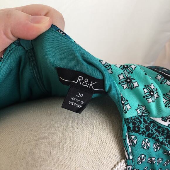 R&K Patterned Shift Dress Jade 2P - Picture 11 of 16